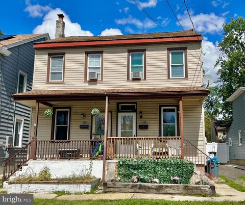 34 CHESTNUT STREET WOODBURY NJ 08096