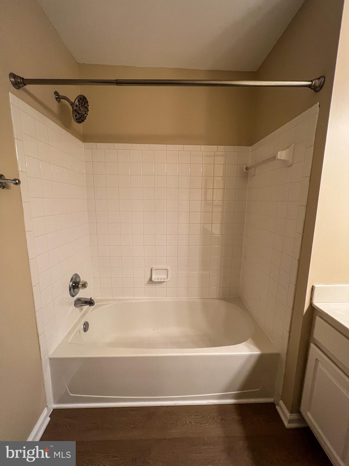 PINEY ORCHARD - Residential Lease