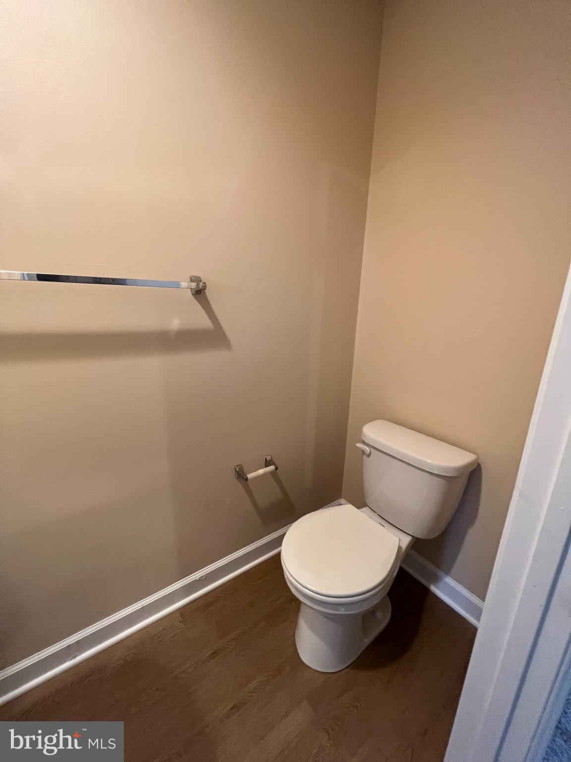 PINEY ORCHARD - Residential Lease