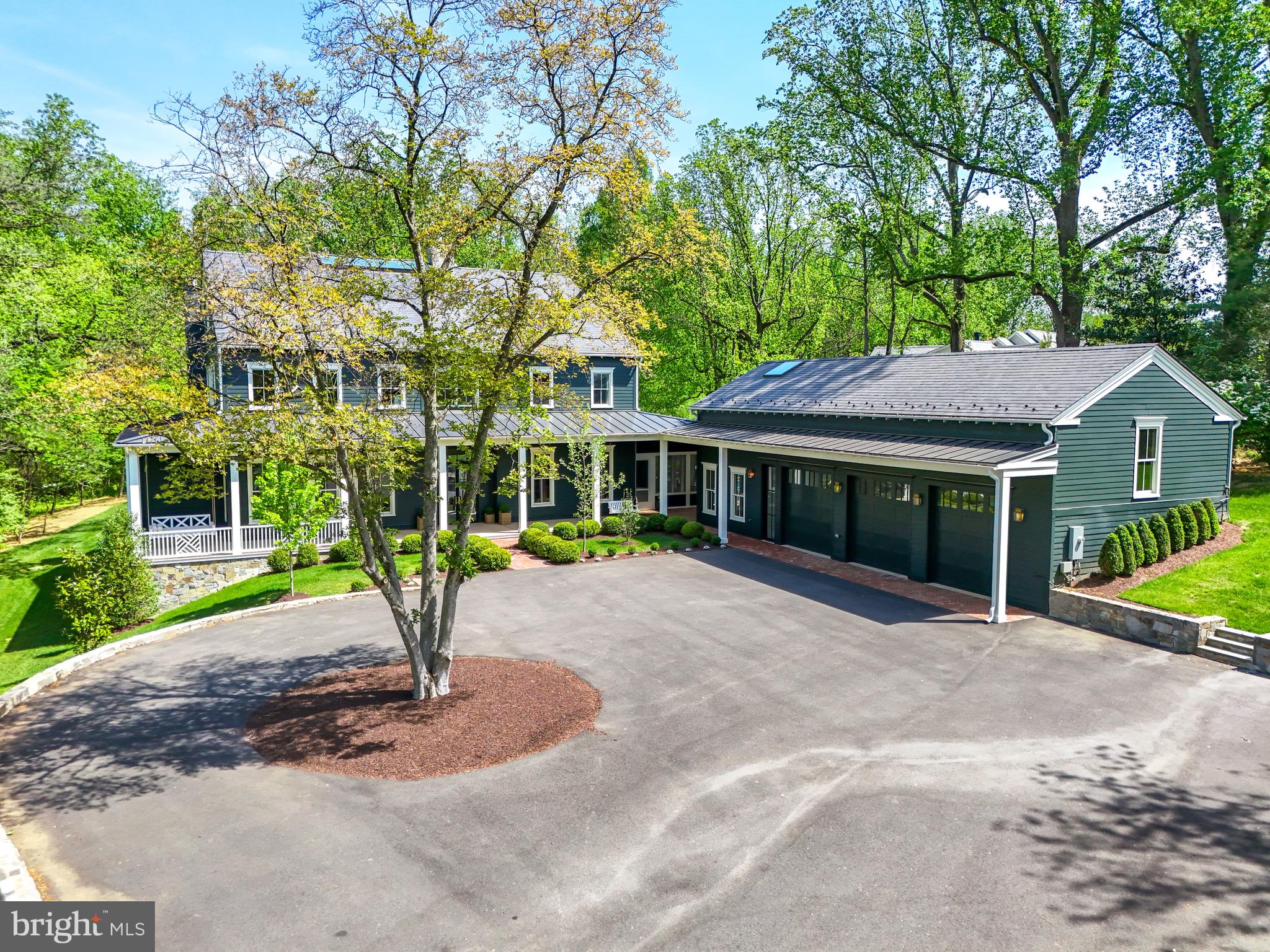 827 TURKEY RUN ROAD