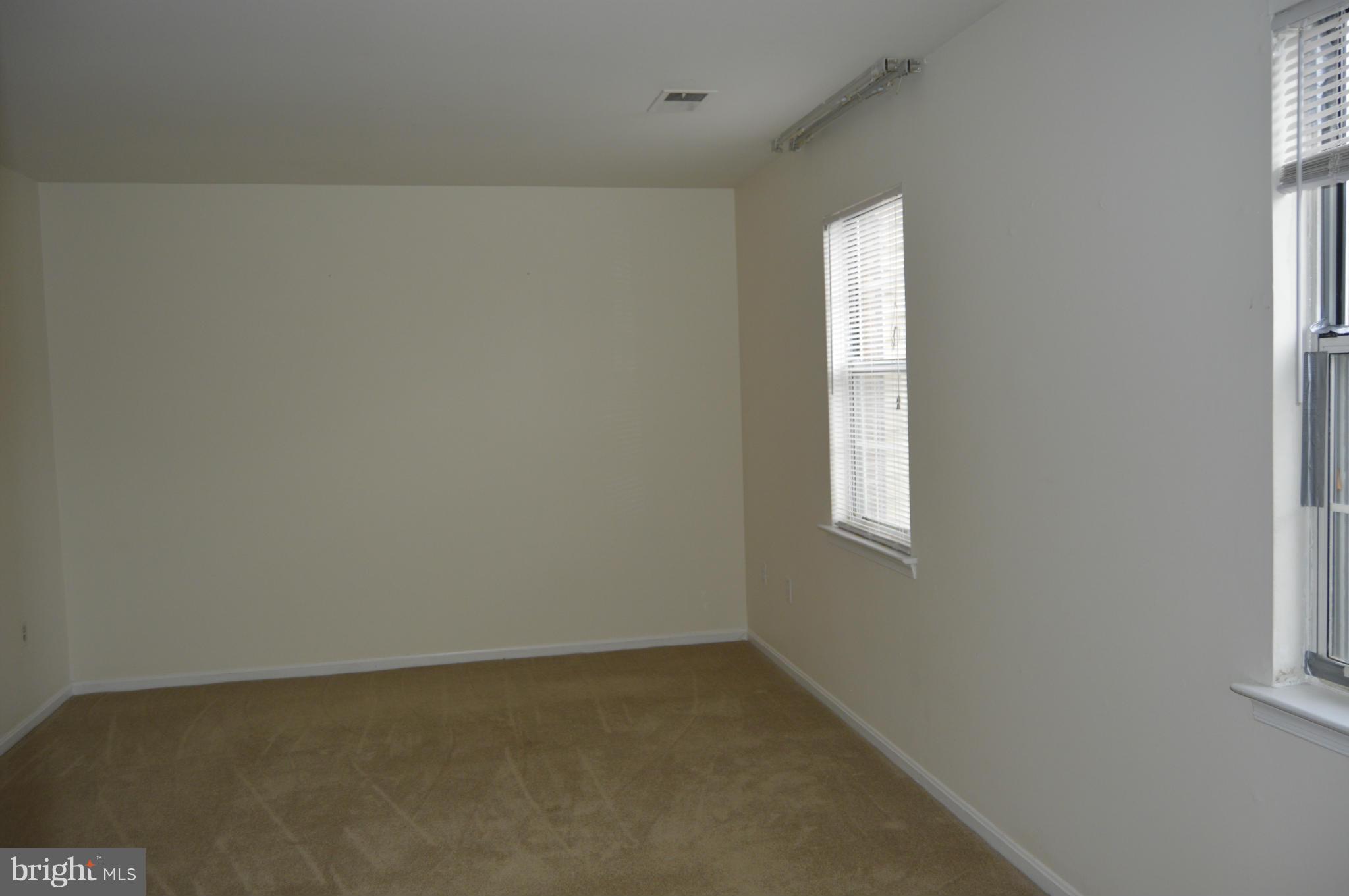 ARBORY CONDO-PHASE 7> - Residential