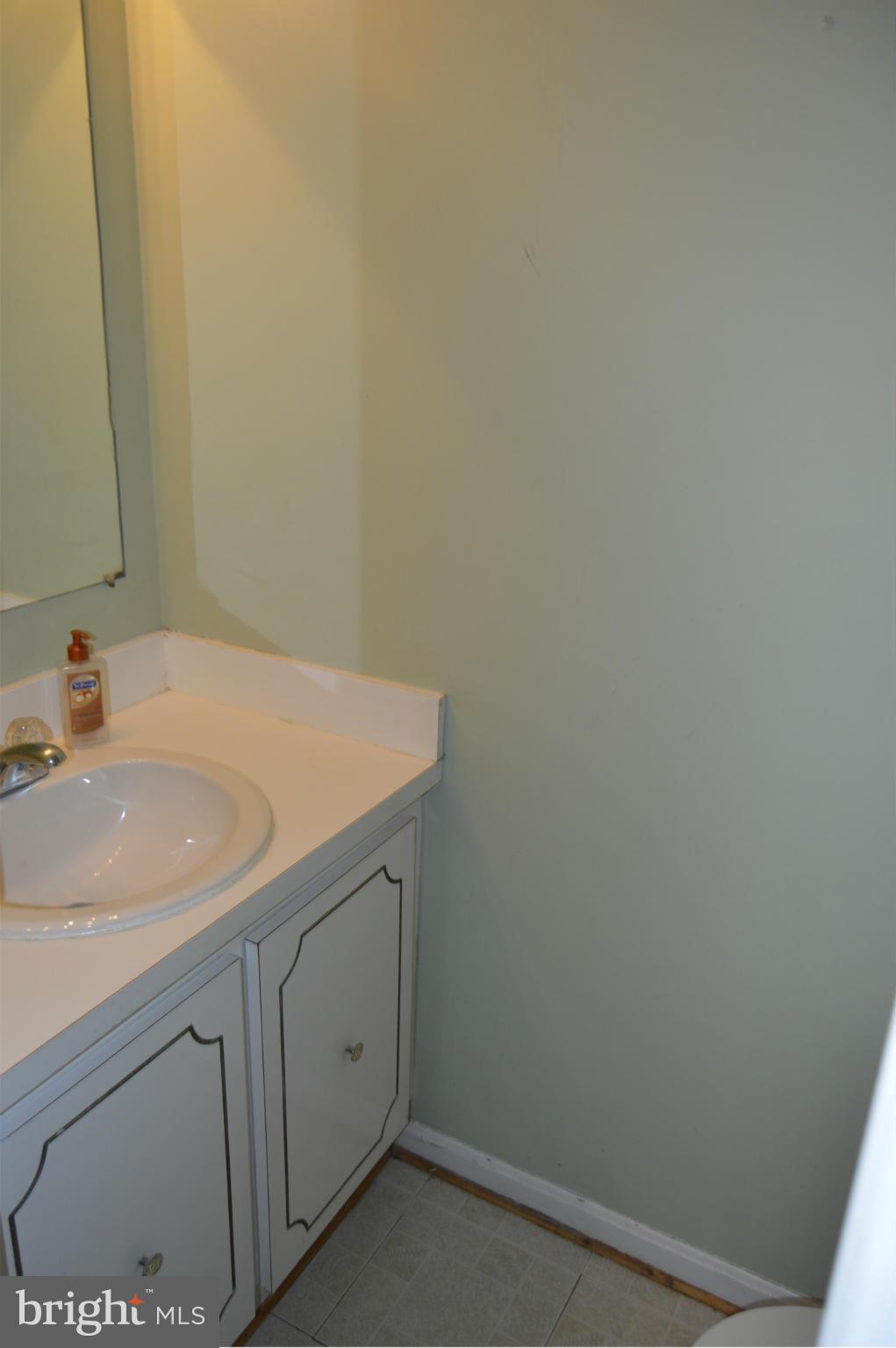 ARBORY CONDO-PHASE 7> - Residential