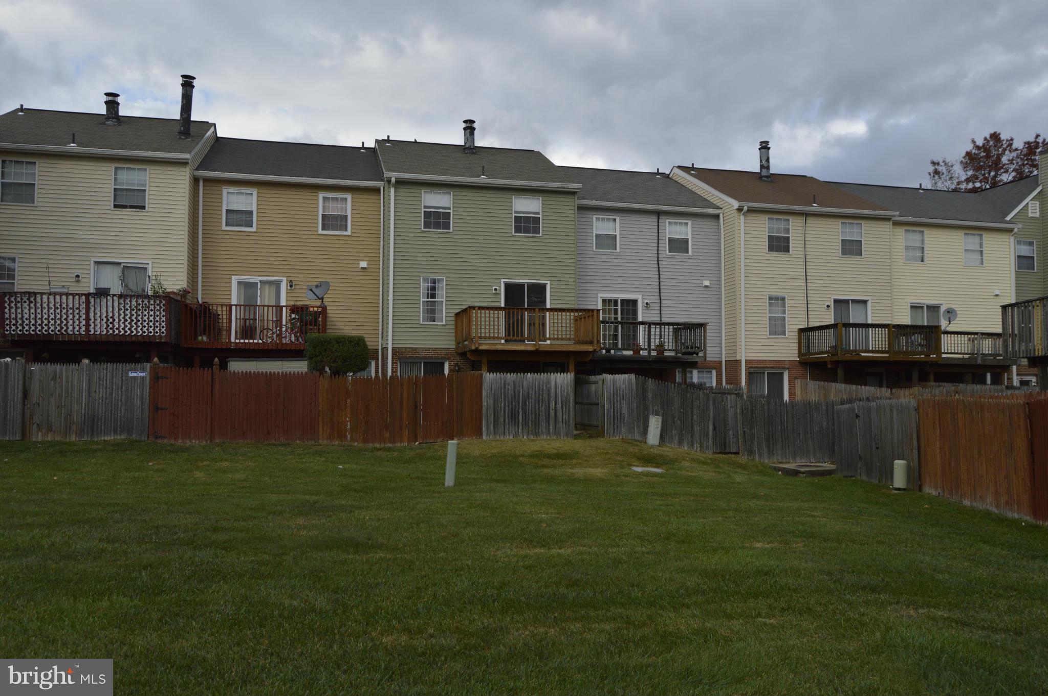 ARBORY CONDO-PHASE 7> - Residential