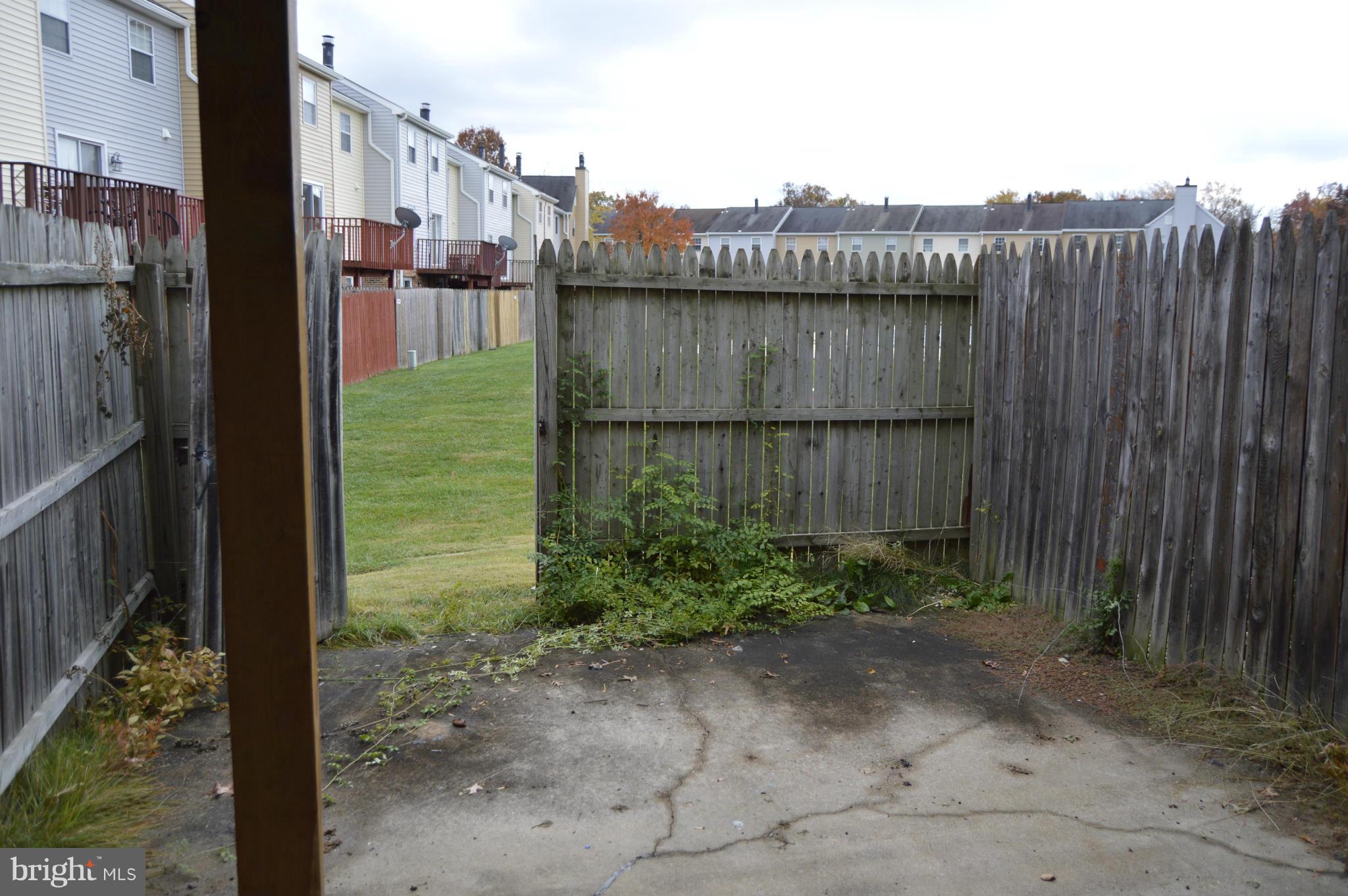 ARBORY CONDO-PHASE 7> - Residential