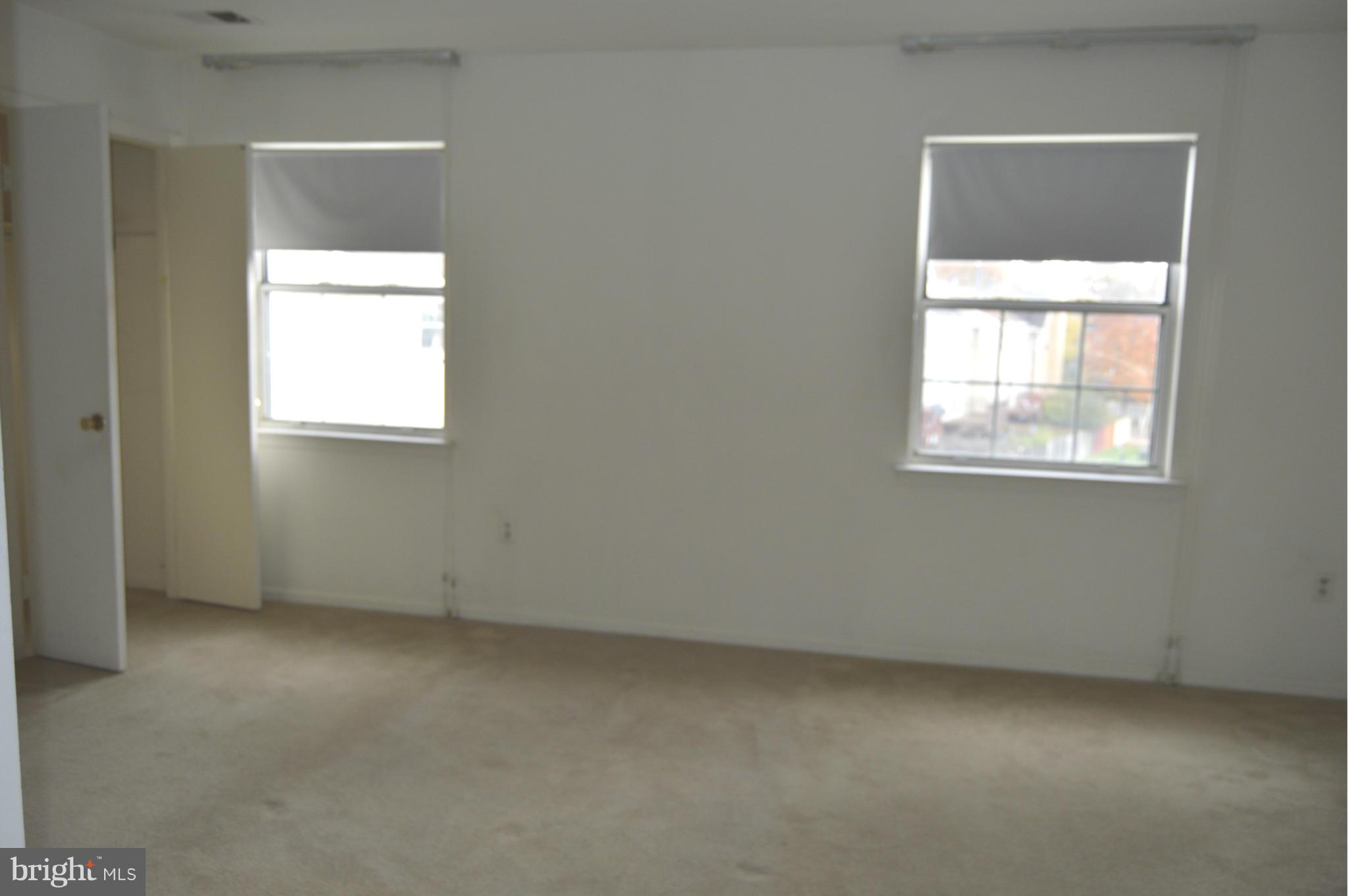 ARBORY CONDO-PHASE 7> - Residential