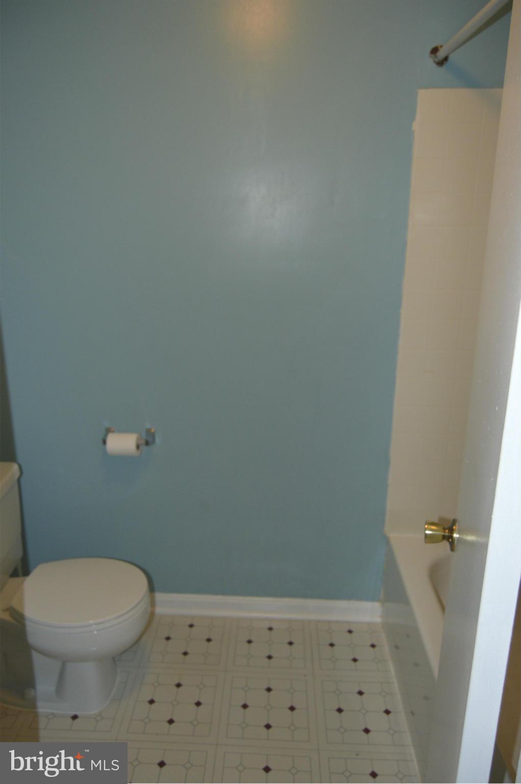 ARBORY CONDO-PHASE 7> - Residential