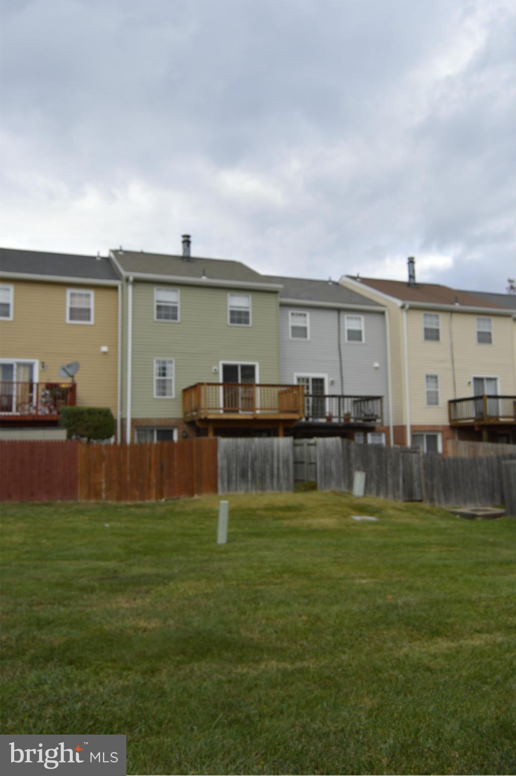 ARBORY CONDO-PHASE 7> - Residential