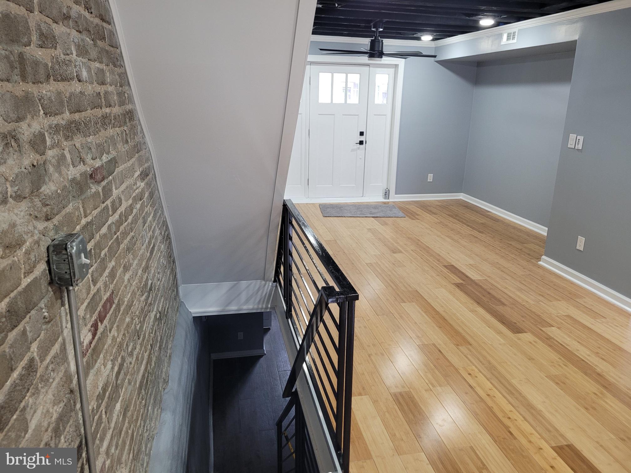 BRIDESBURG - Residential