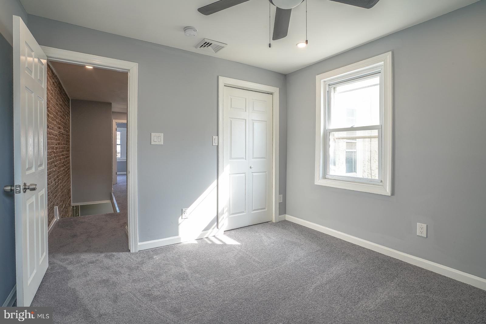 BRIDESBURG - Residential