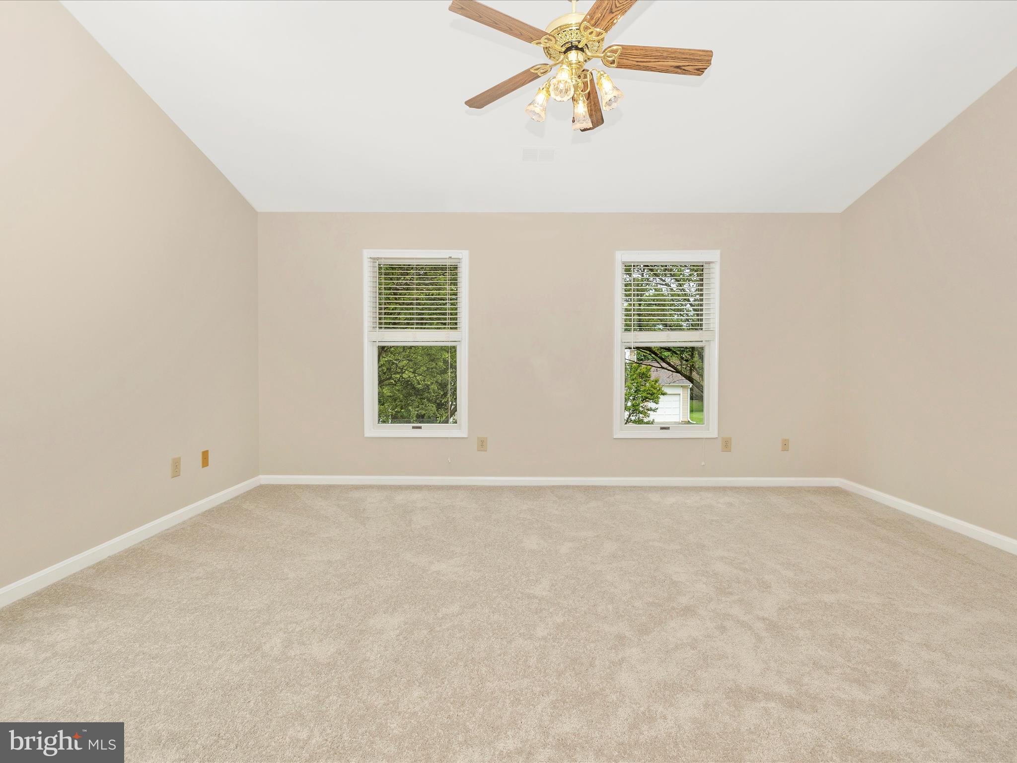 MANCHESTER FARM - Residential