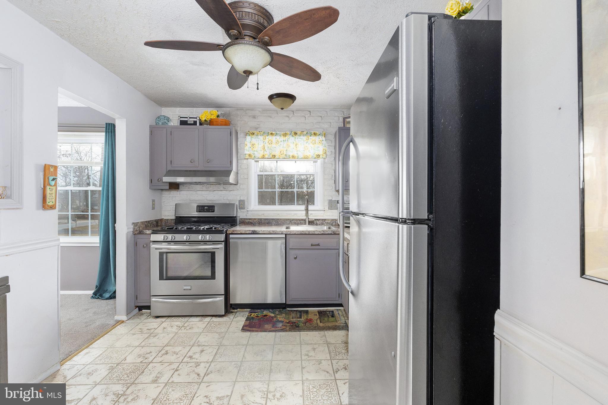 WAVERLY VILLAGE - Residential