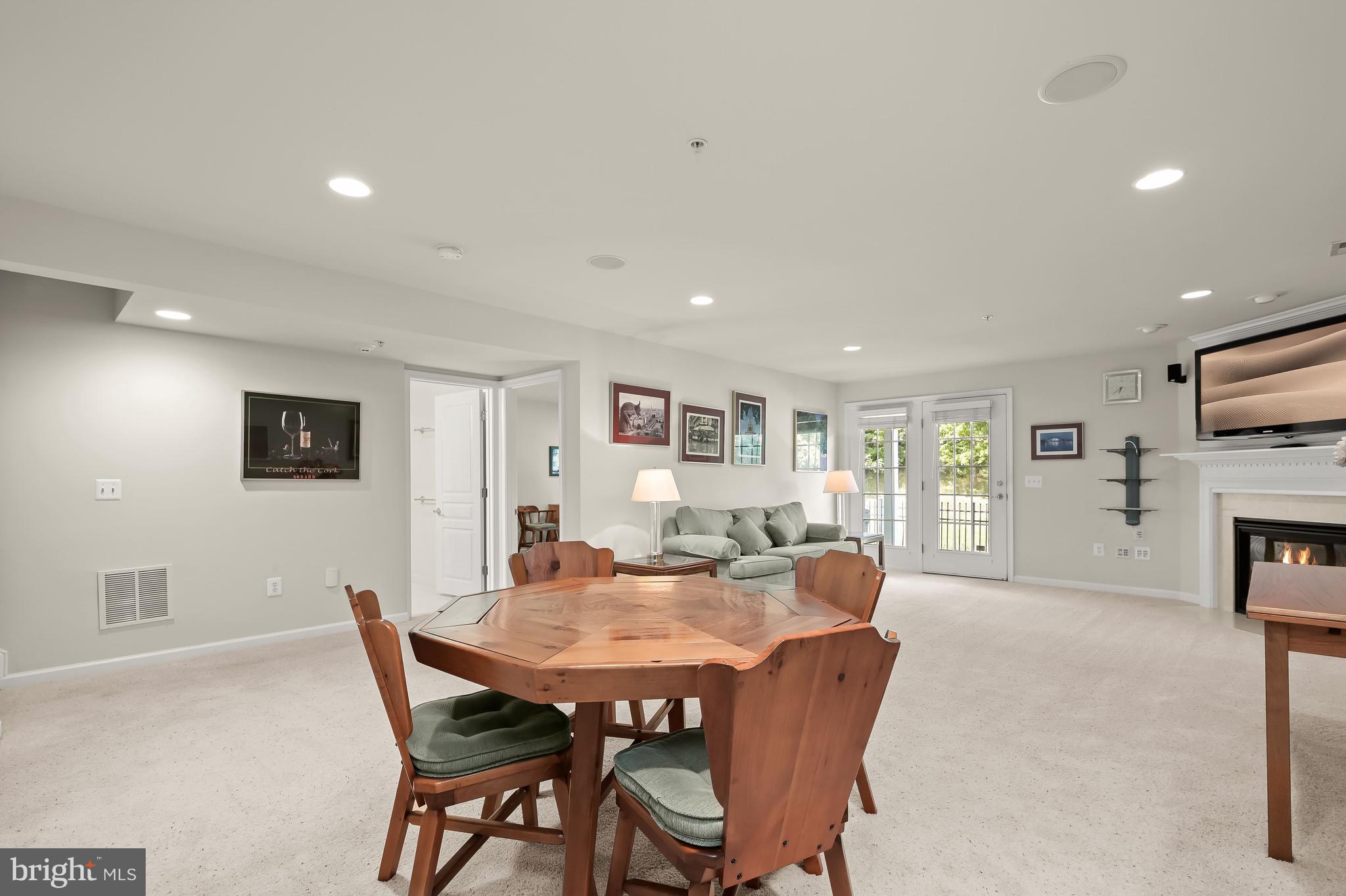 THE CLOISTERS AT VILLAGE CREST - Residential