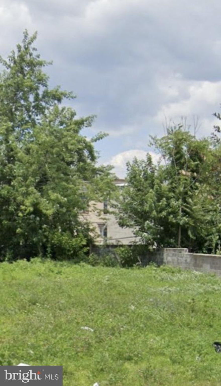 Vacant lot. Build on it!