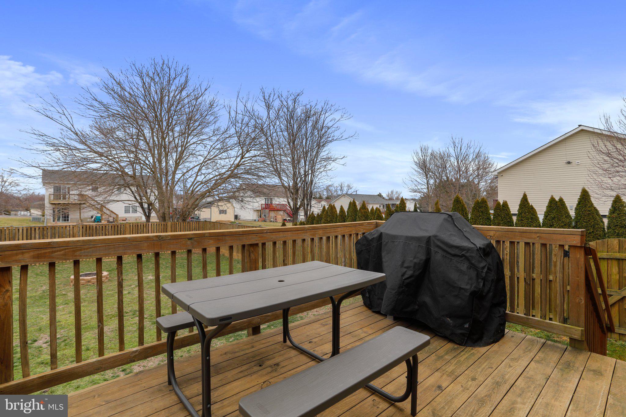 ELIZABETH STATION - Residential