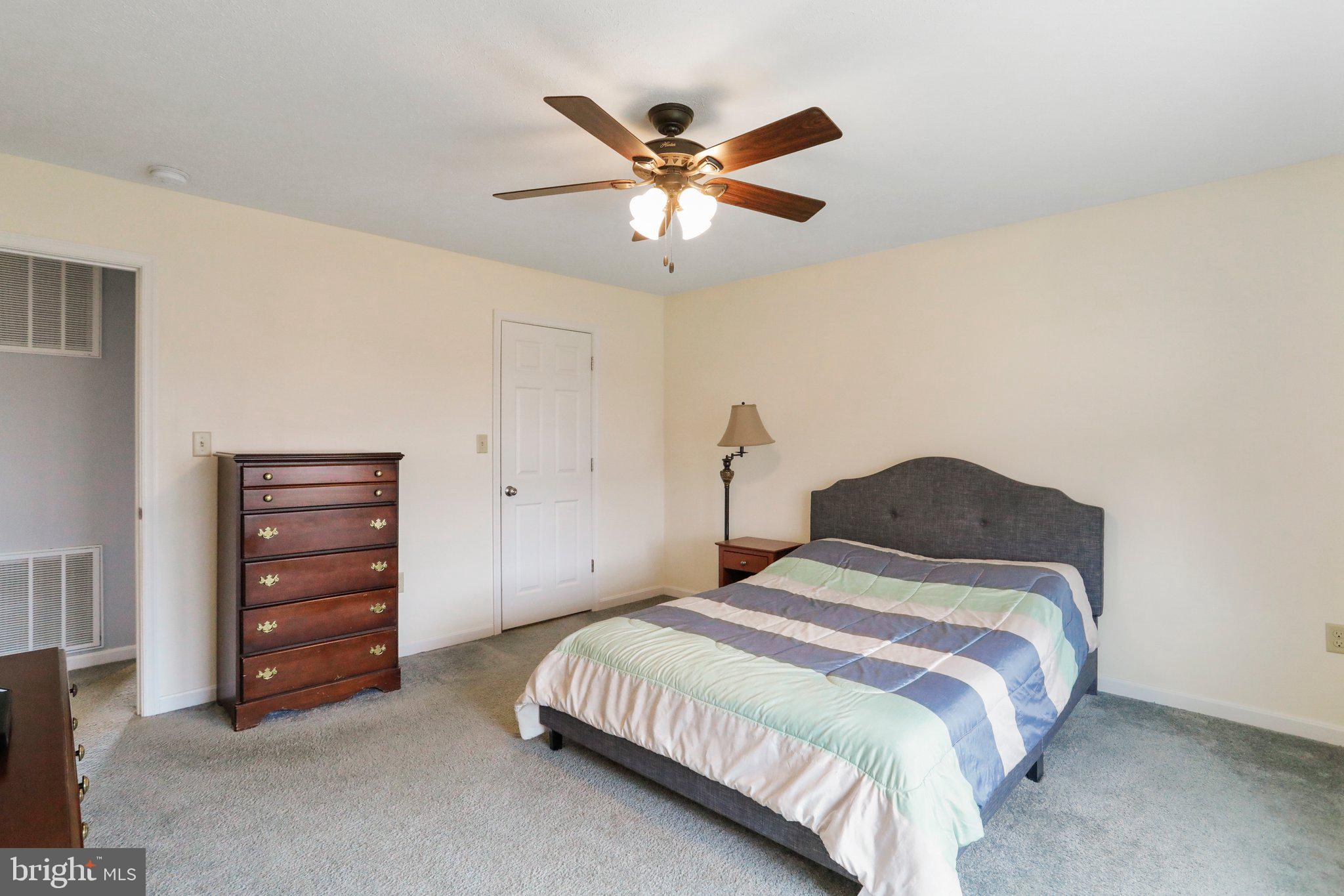 ELIZABETH STATION - Residential