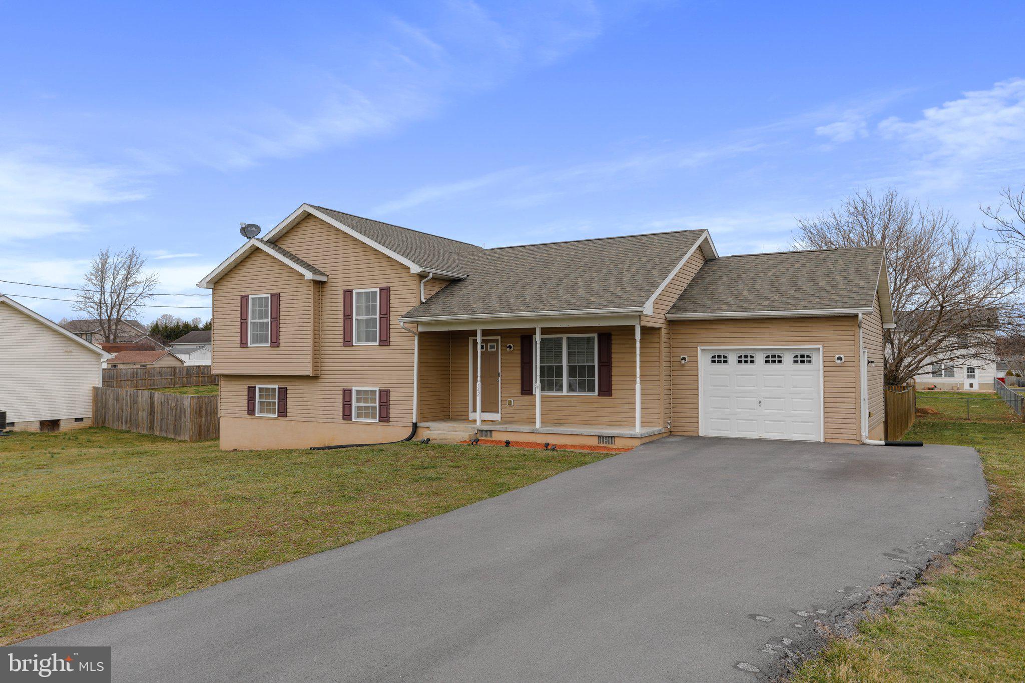 ELIZABETH STATION - Residential