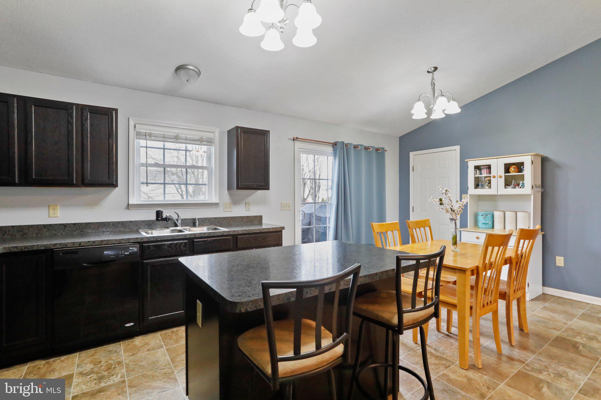 ELIZABETH STATION - Residential