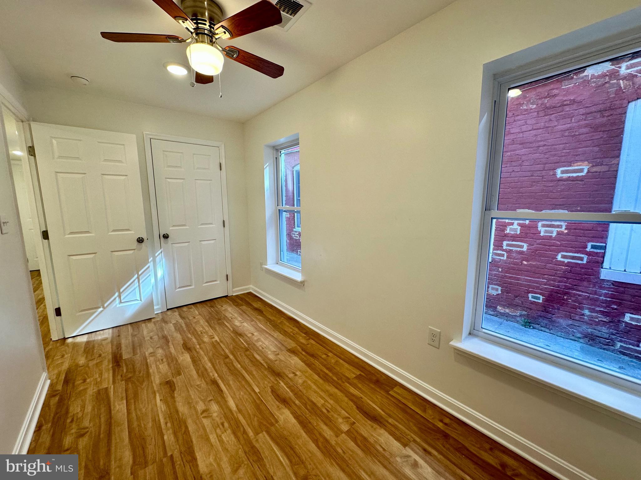 LITTLE ITALY - Residential Lease