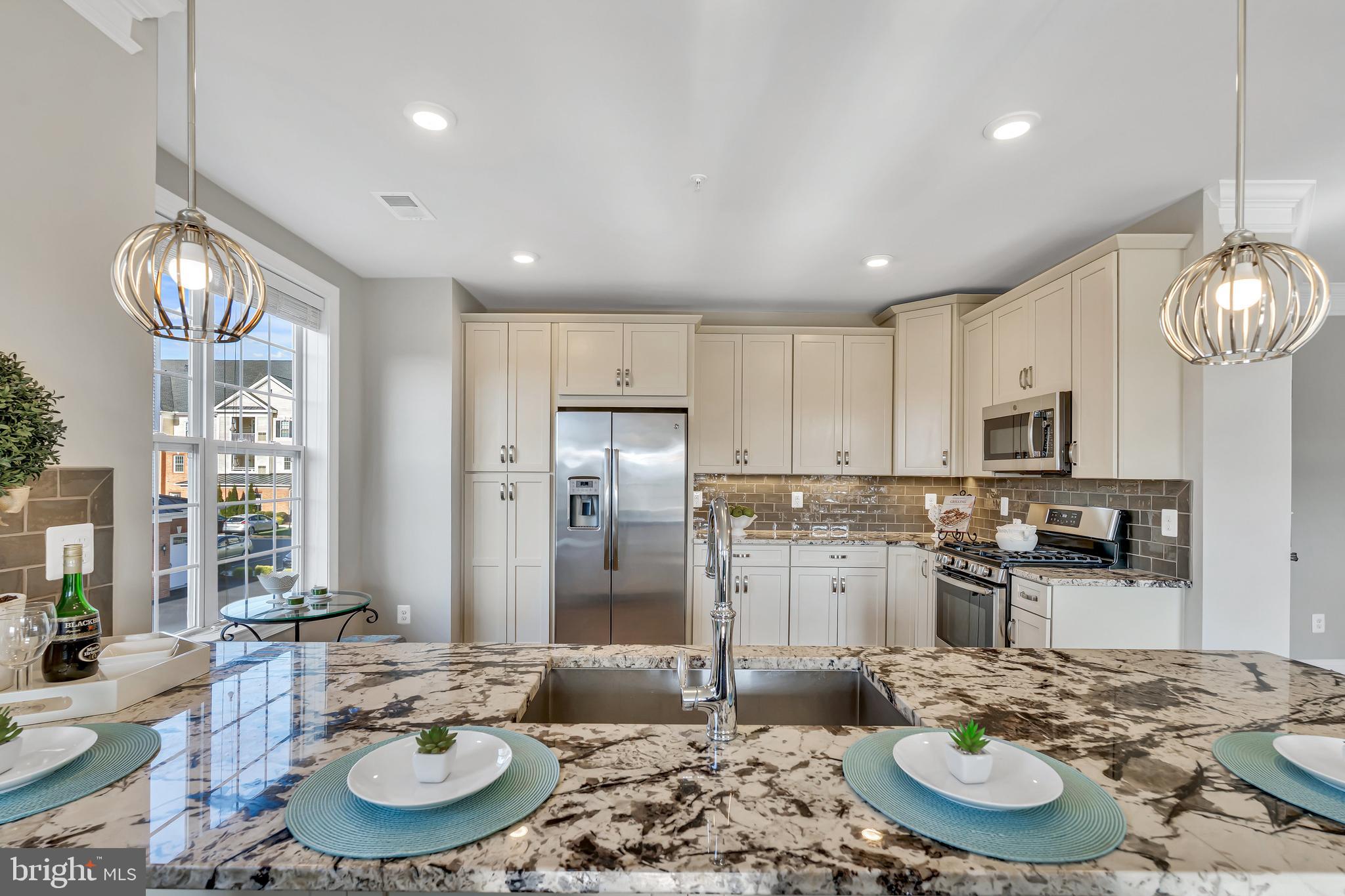 REGENCY AT ASHBURN - Residential