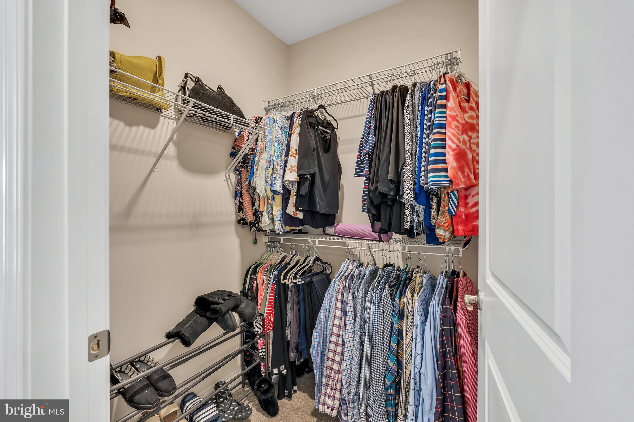 REGENCY AT ASHBURN - Residential