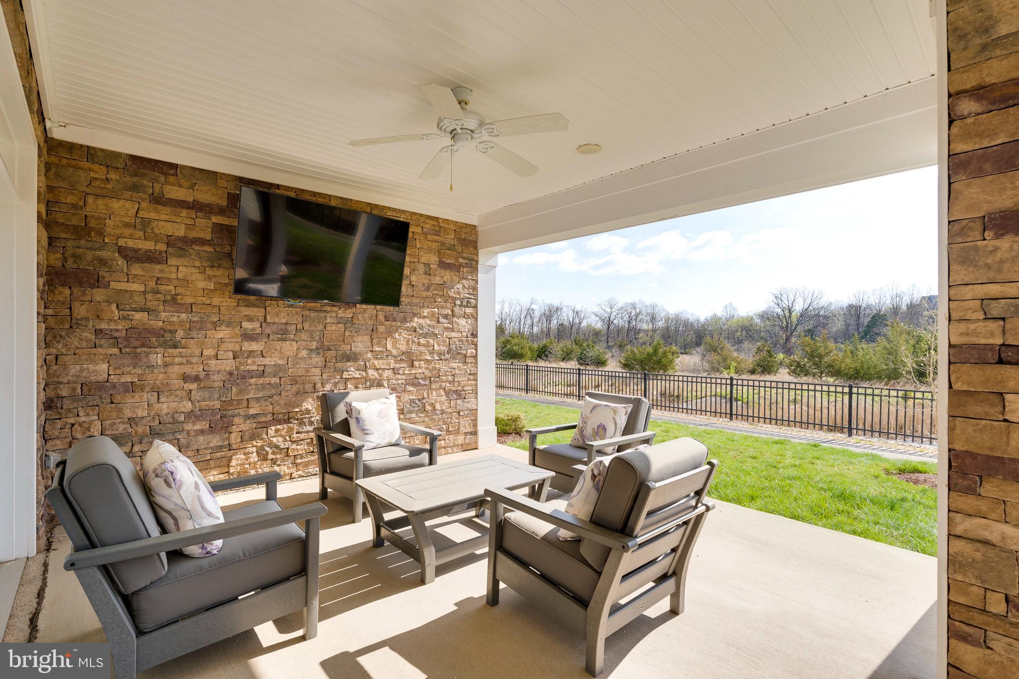 REGENCY AT ASHBURN - Residential