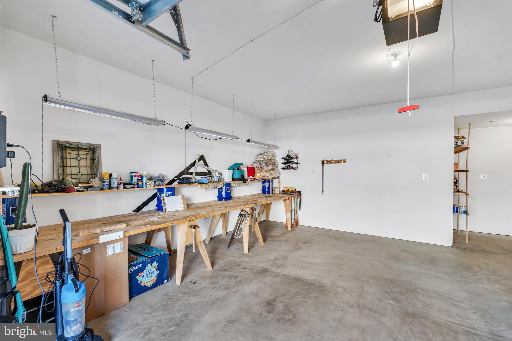 REGENCY AT ASHBURN - Residential