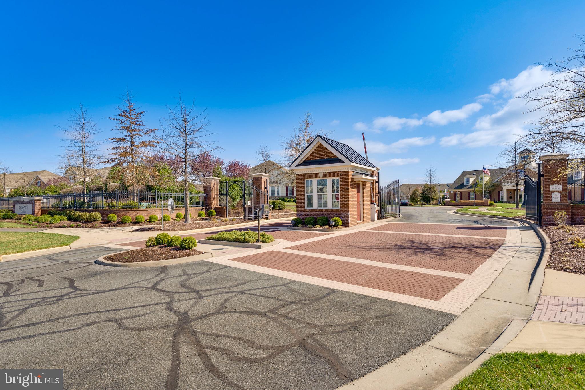 REGENCY AT ASHBURN - Residential