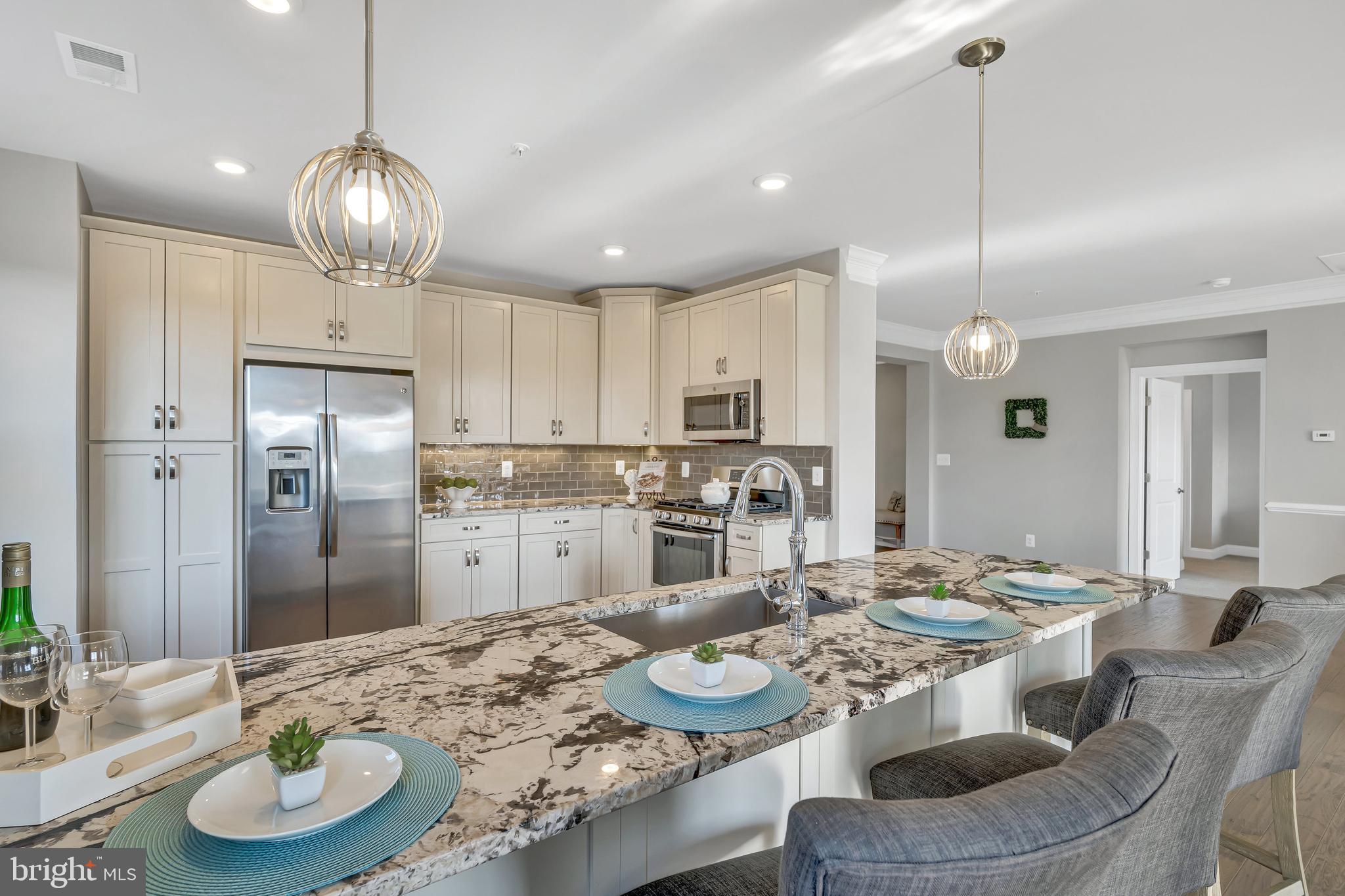 REGENCY AT ASHBURN - Residential
