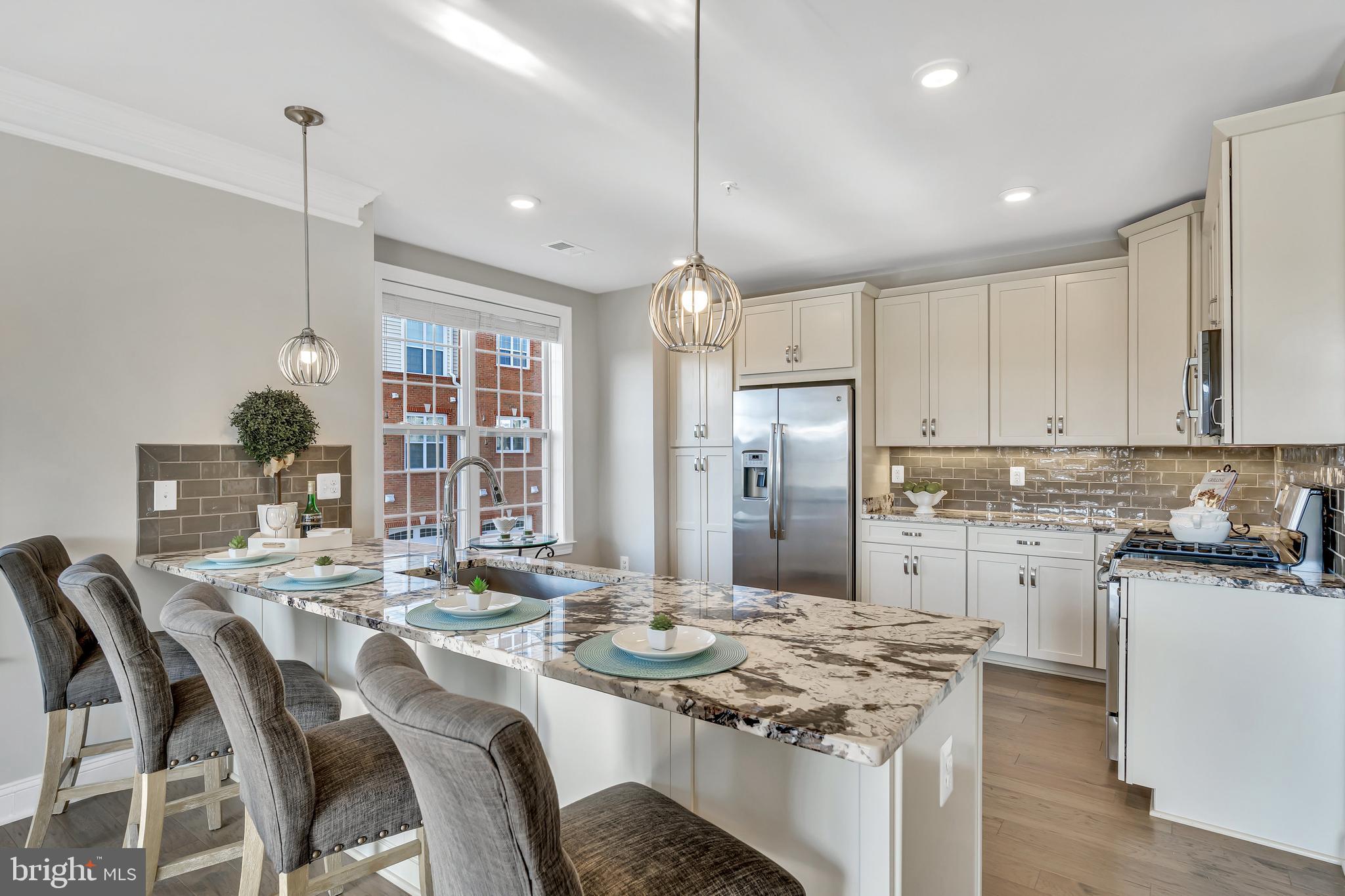 REGENCY AT ASHBURN - Residential