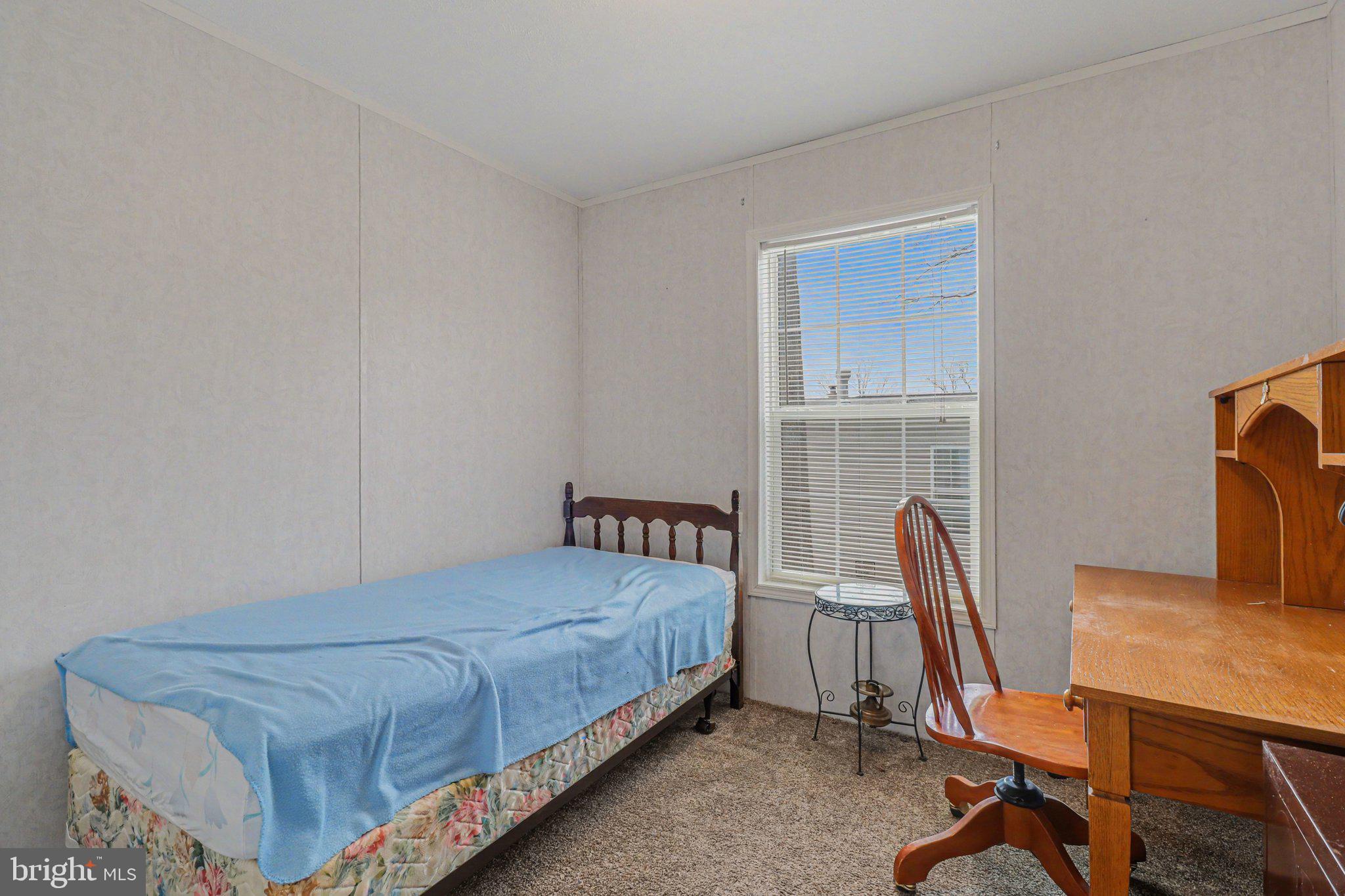 LAKEVIEW COUNTRY ESTATES - Residential