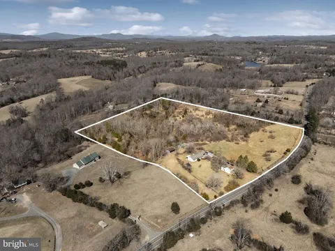 413 Viewtown Road, Amissville, VA MLS: VARP2001968