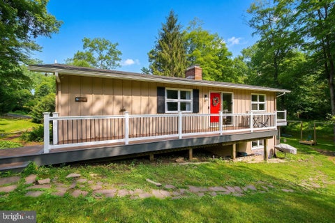 Photo of 95 Jacobs Creek Road, EWING, NJ 08628 (MLS # NJME2079782)
