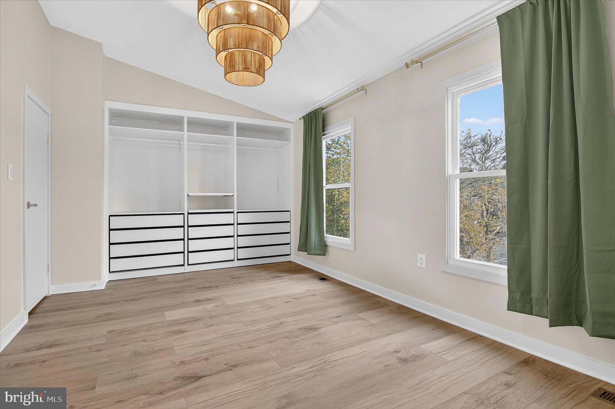 STONINGTON - Residential