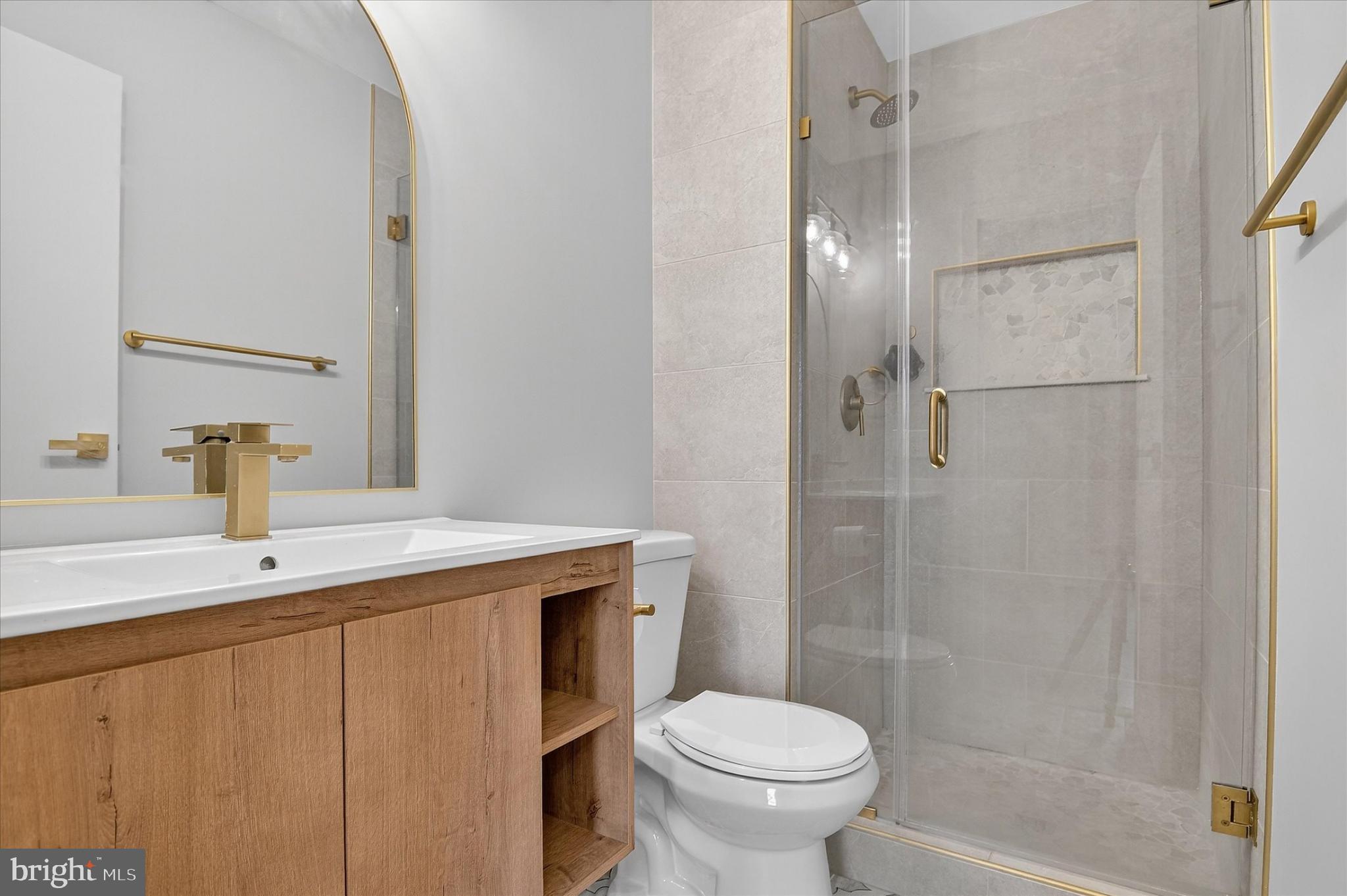 STONINGTON - Residential