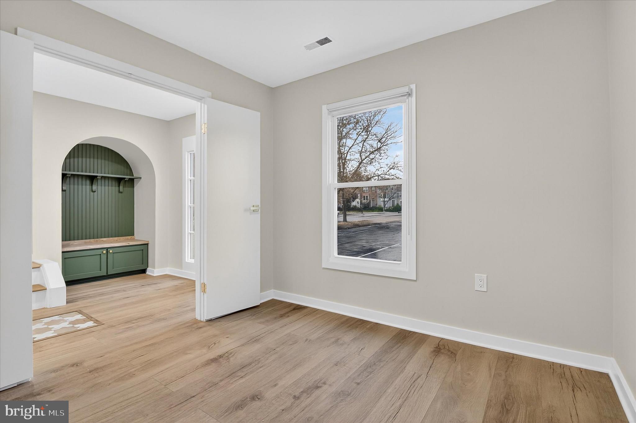 STONINGTON - Residential