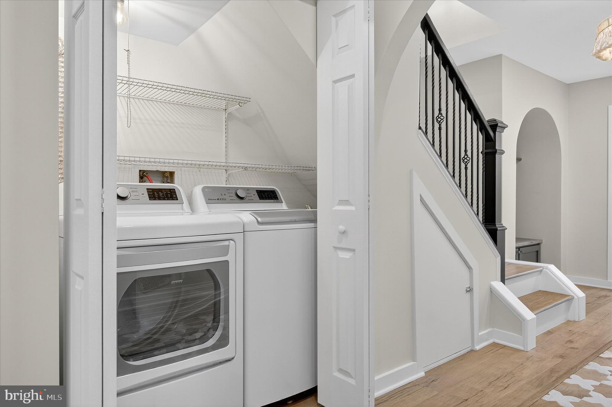 STONINGTON - Residential