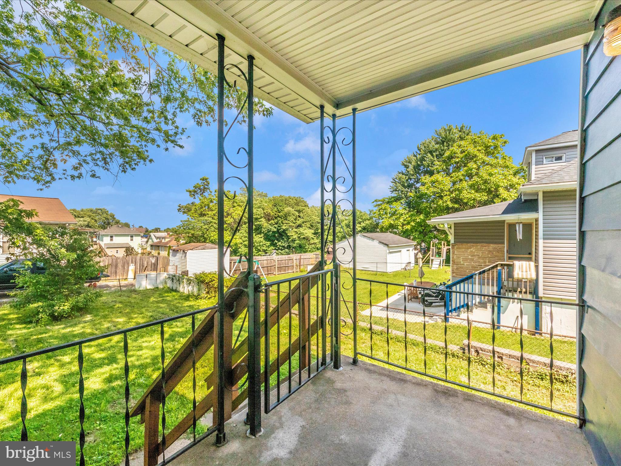 BLOOMFIELD - Residential