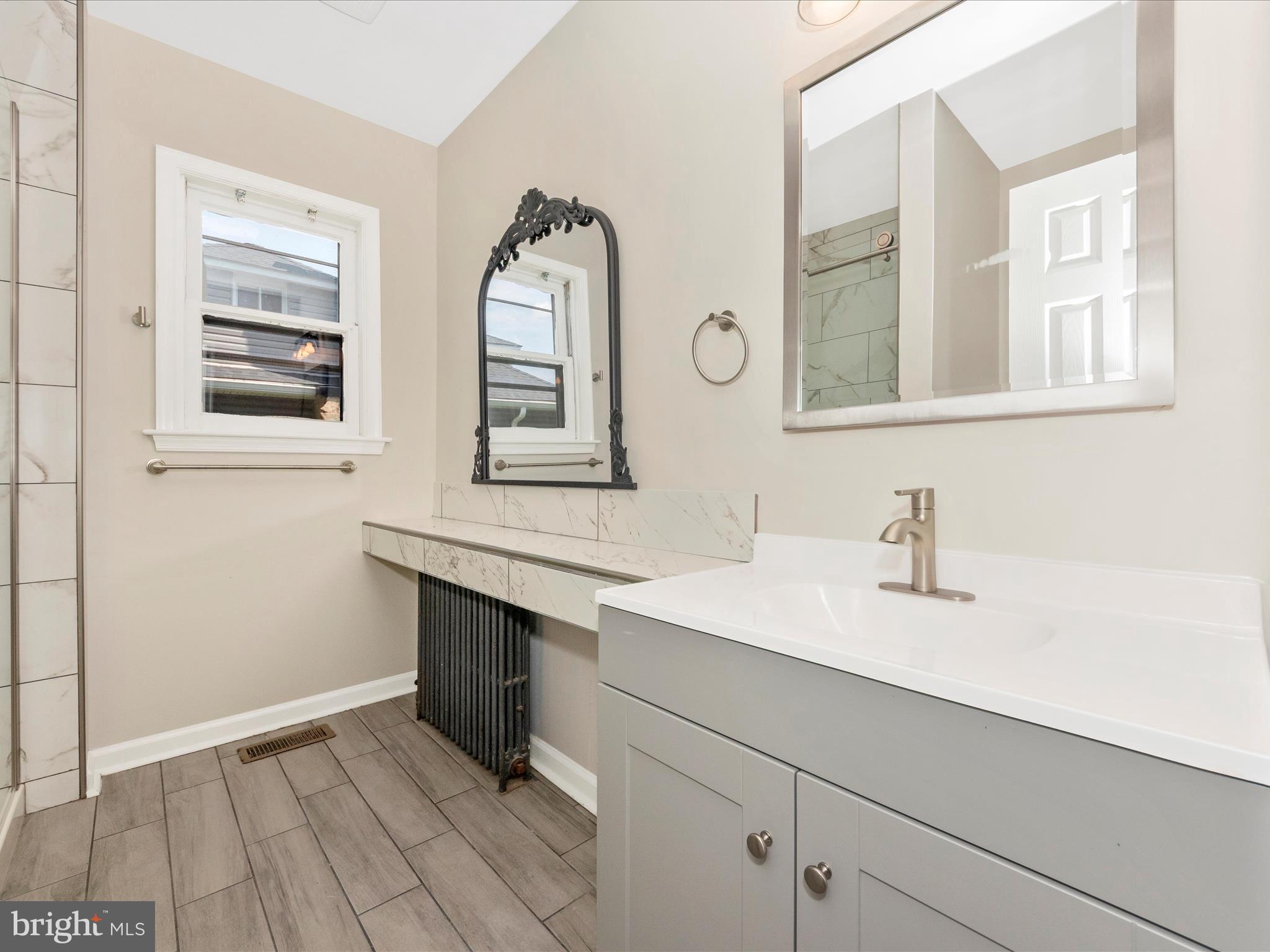 BLOOMFIELD - Residential