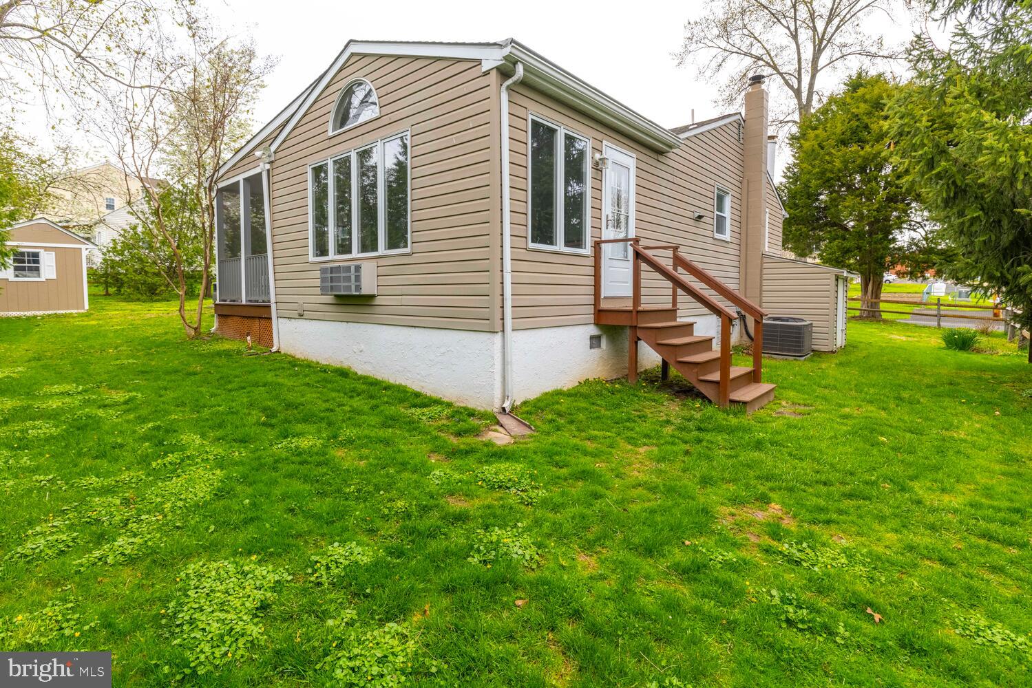 HUNTINGDON VALLEY - Residential