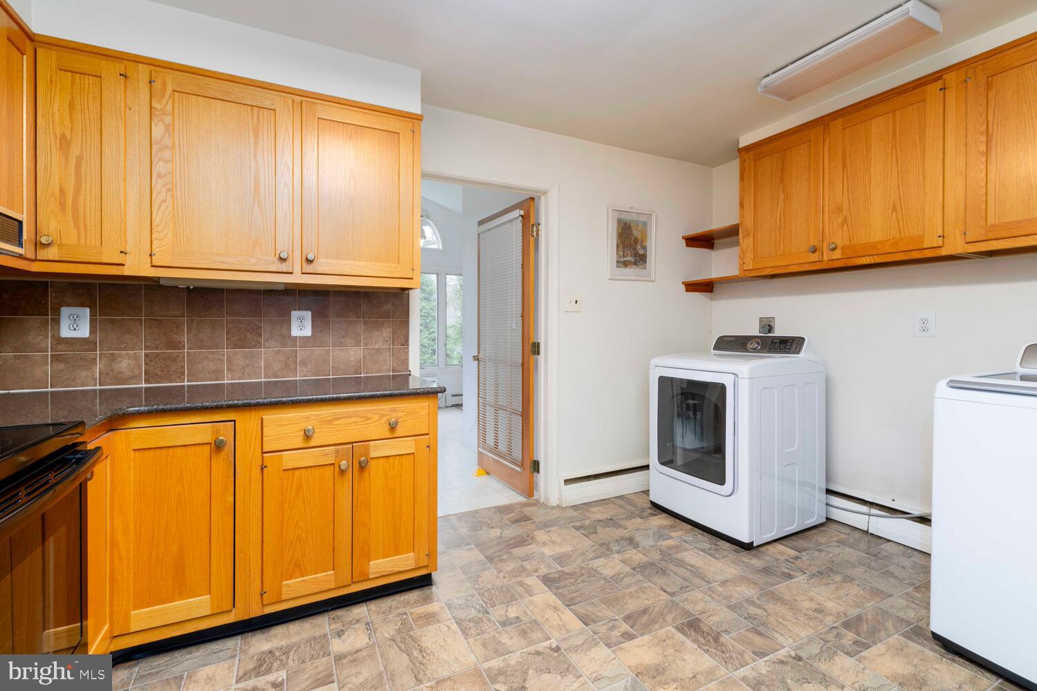 HUNTINGDON VALLEY - Residential