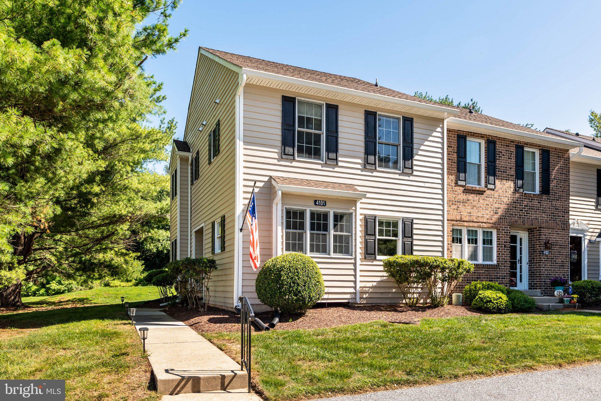 4101 FOX POINTE COURT 4101