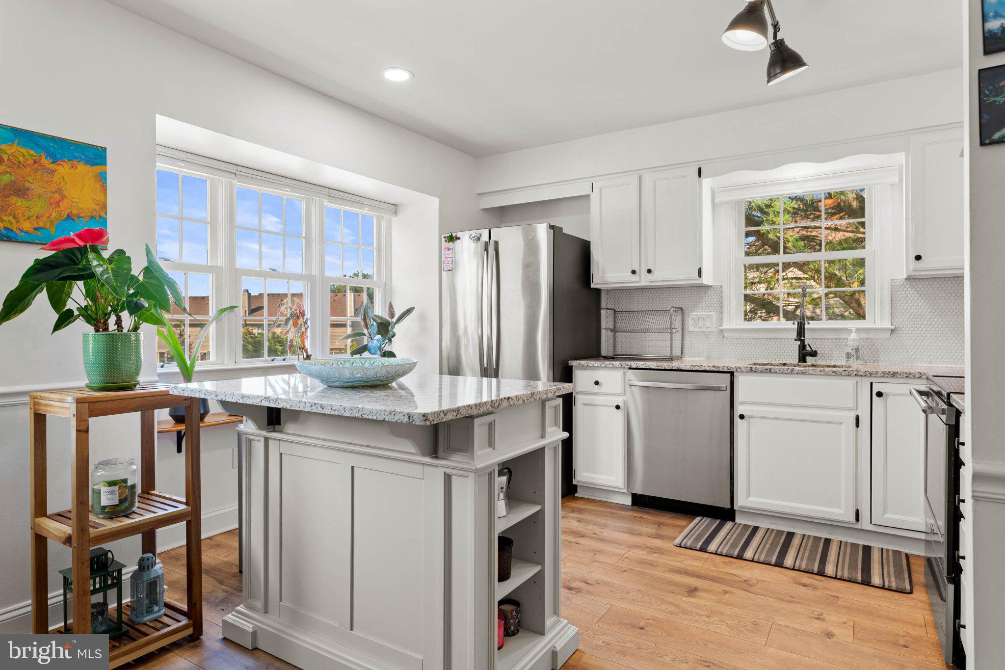 4101 FOX POINTE COURT 4101
