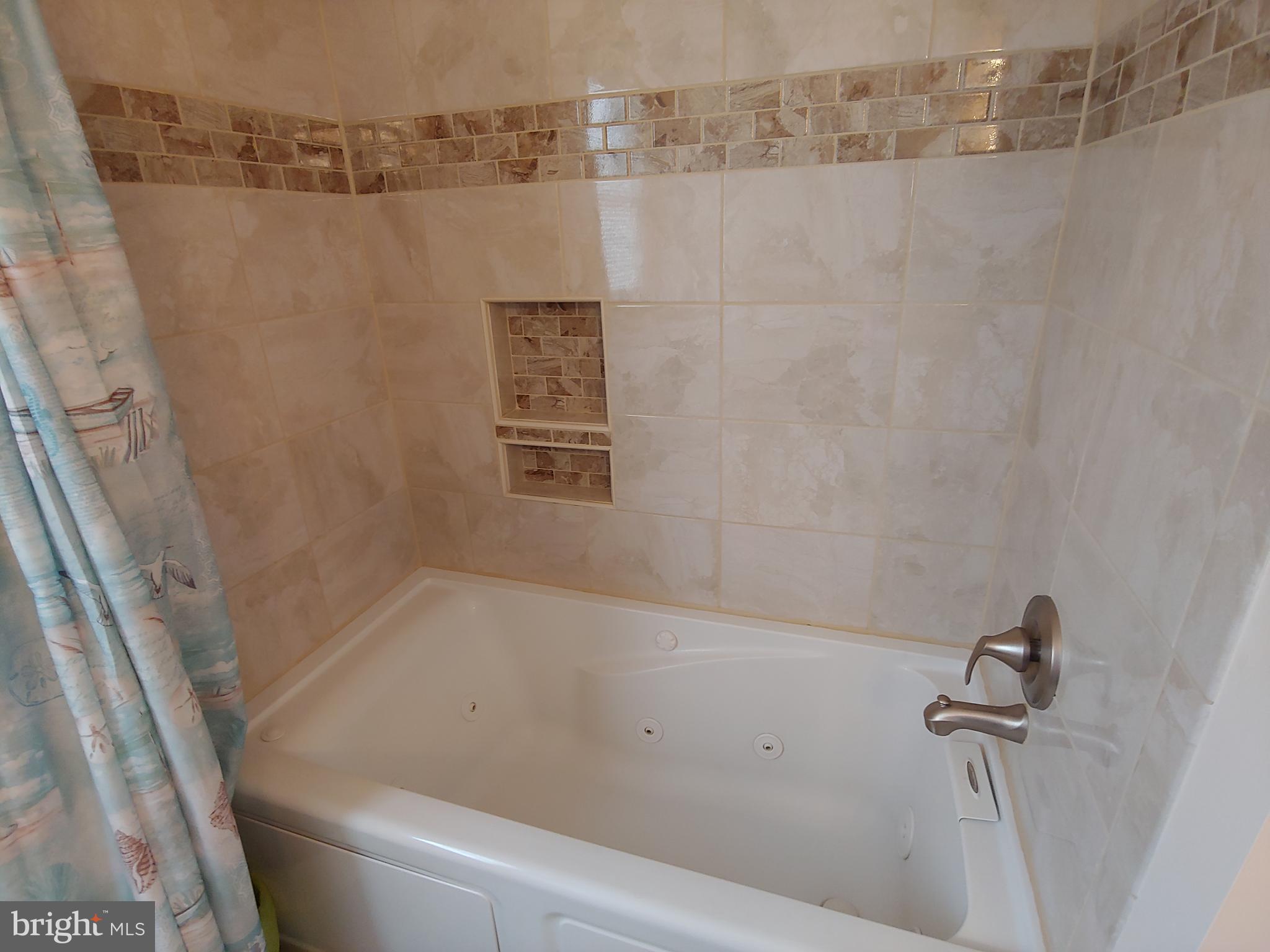 MAJORS CHOICE - Residential