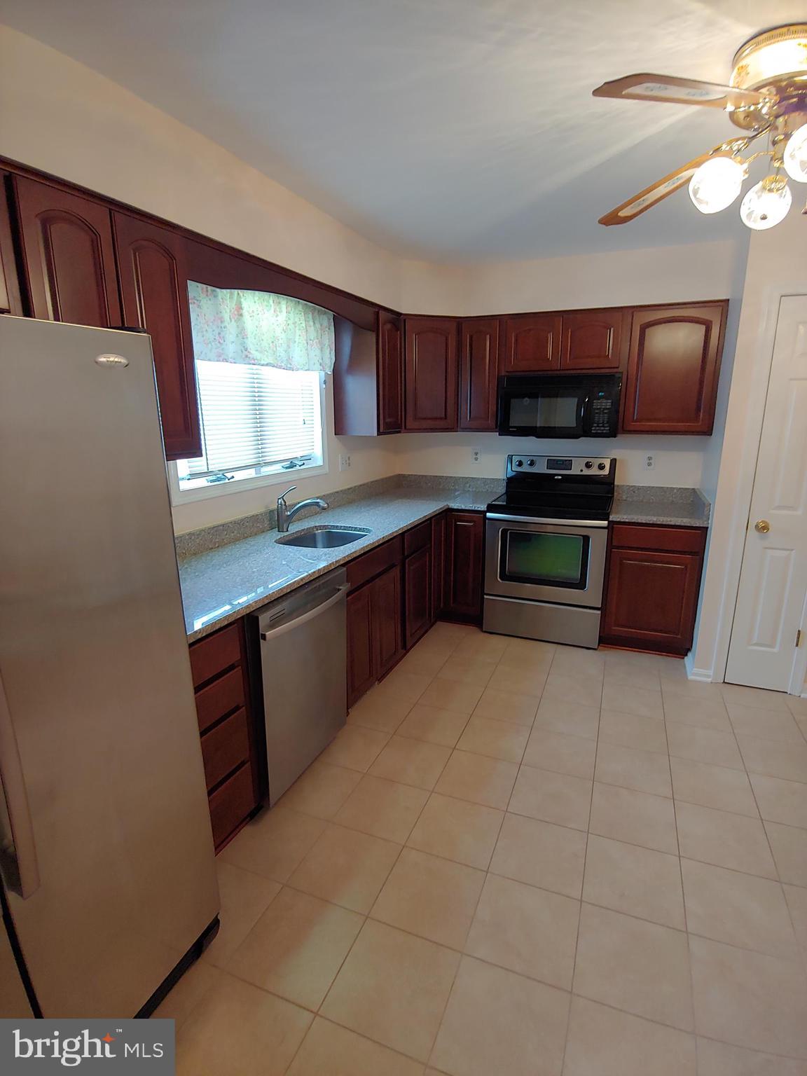 MAJORS CHOICE - Residential