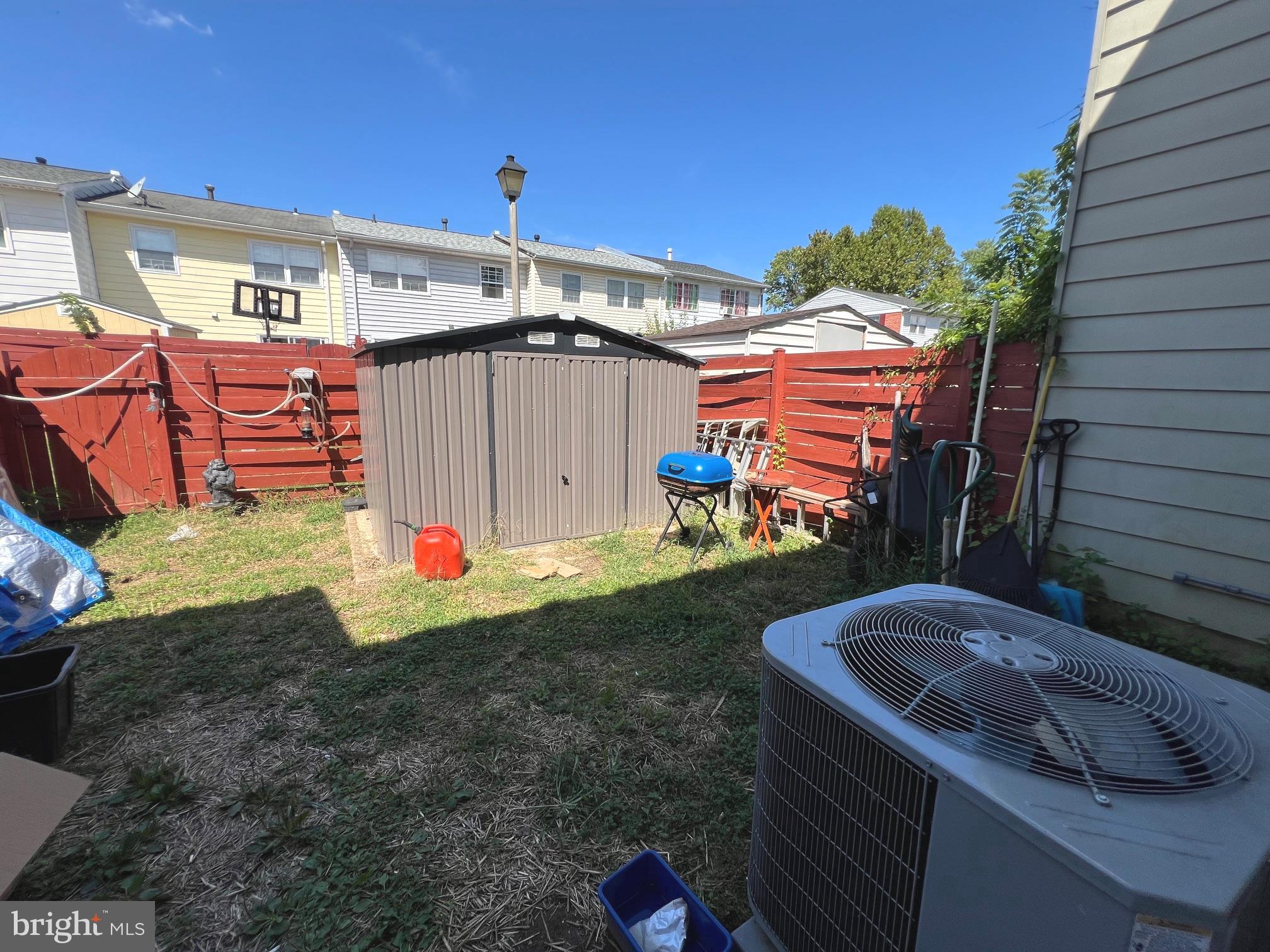 WILLOWBROOK - Residential