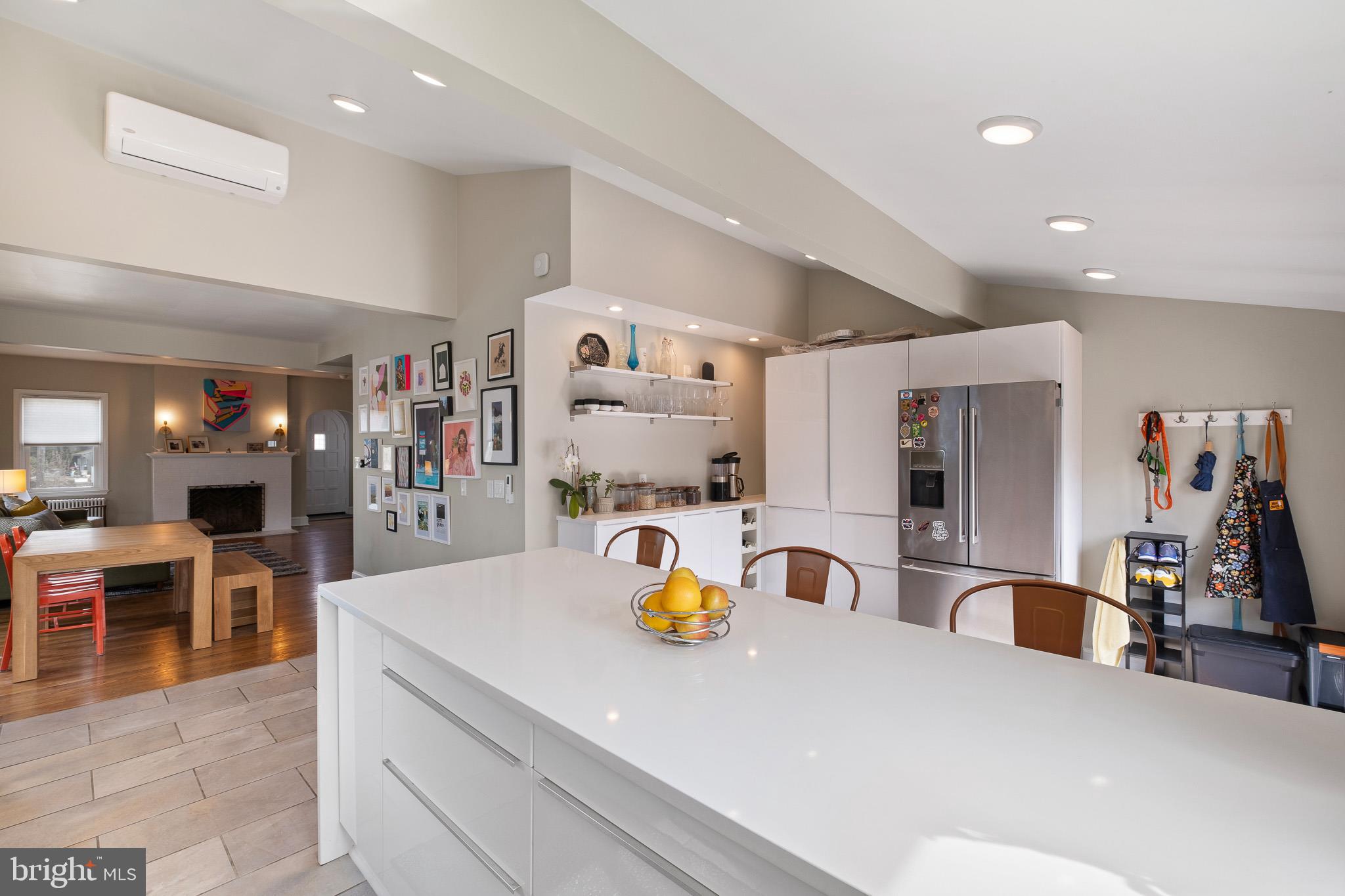 208 PHILADELPHIA PIKE