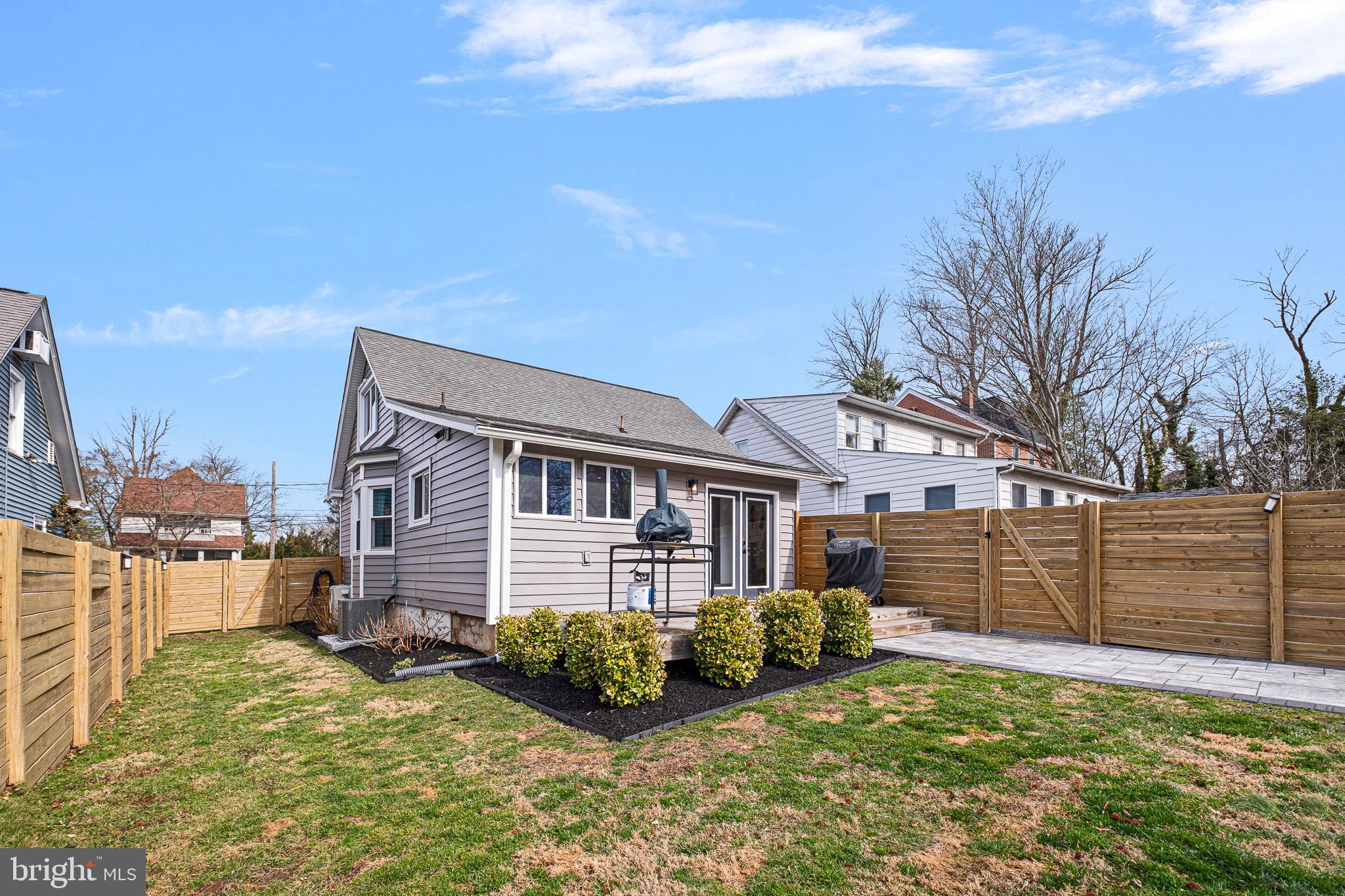 208 PHILADELPHIA PIKE