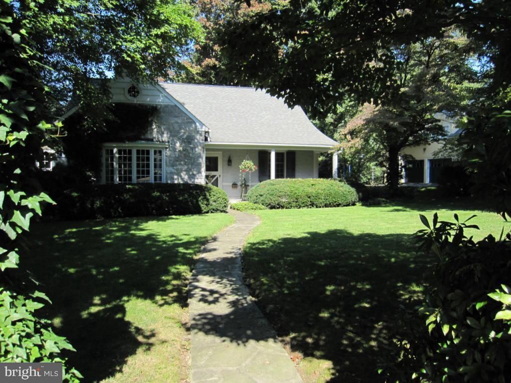 Photo of 1553 Hollywood Drive, LANCASTER, PA 17601 (MLS # PALA2079886)