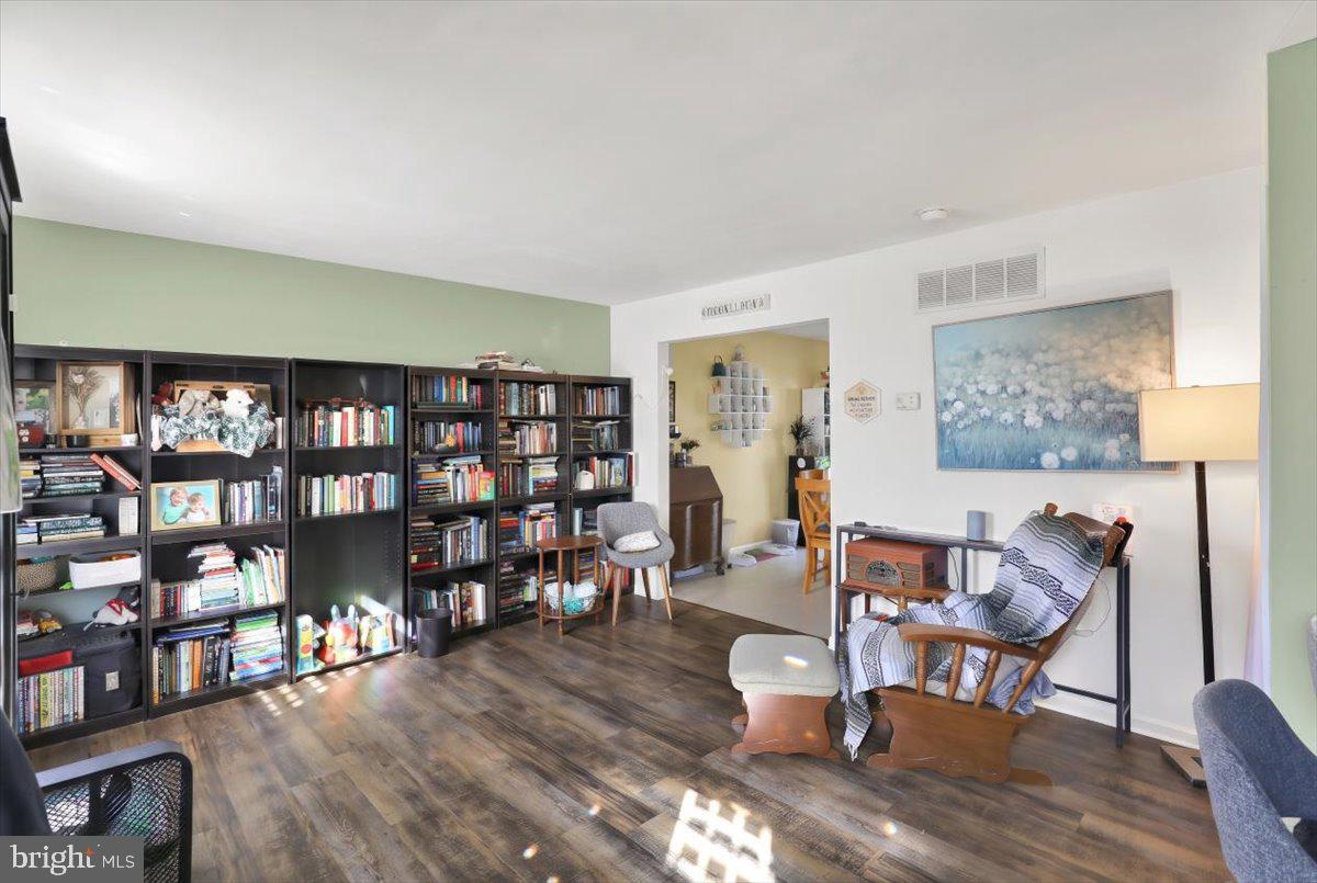 840 PENNY LANE