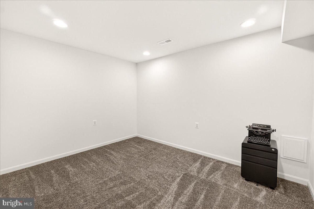 EASTCHURCH - Residential